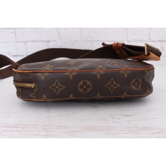 Louis Vuitton Pochette Gange Monogram Bumbag Belt Waist Crossbody Pouch A4233 - Picture 9 of 10